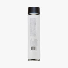 Voss Naturally sparkling mineral water Voss