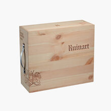 Gift box with three bottles of Ruinart Champagne (brut, rosé and blanc de blancs) Ruinart