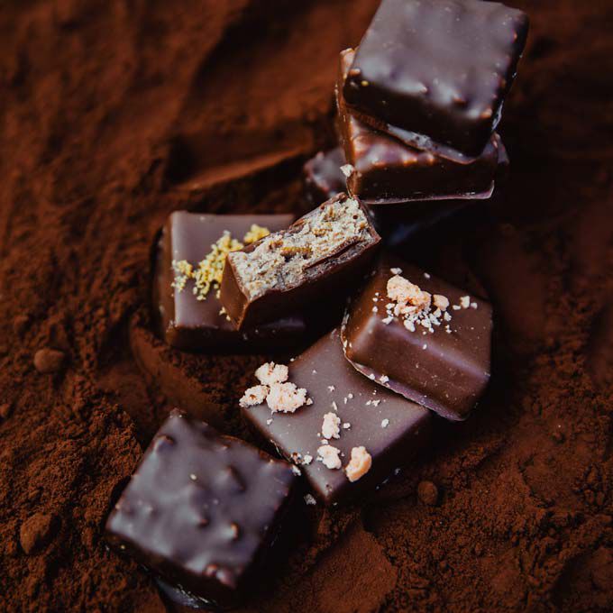 Recette - Bonbons de chocolat noir - La Grande Épicerie