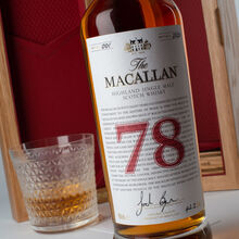 The Macallan, Red Collection, Highland single malt Scotch whisky, 78 ans d'âge, sous coffret The Macallan