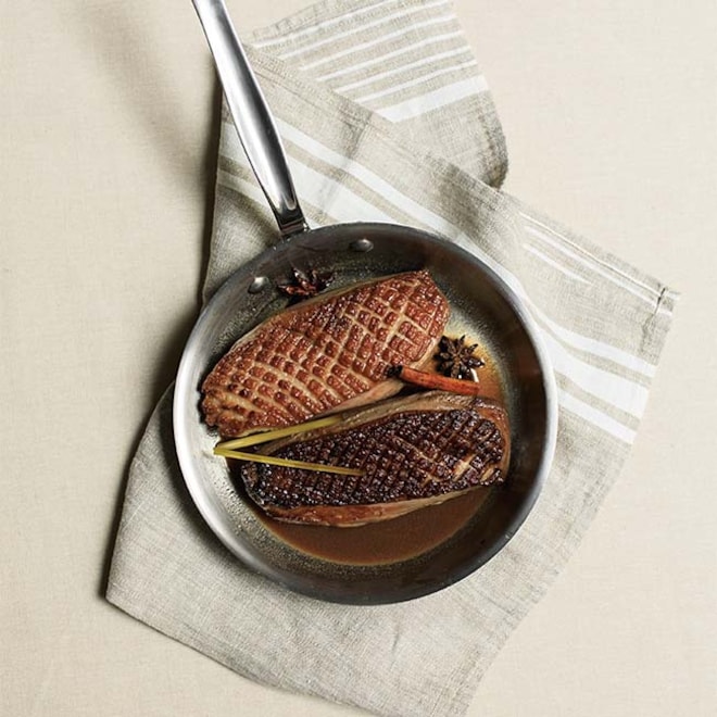 Magret de canard r&ocirc;ti aux &eacute;pices de No&euml;l