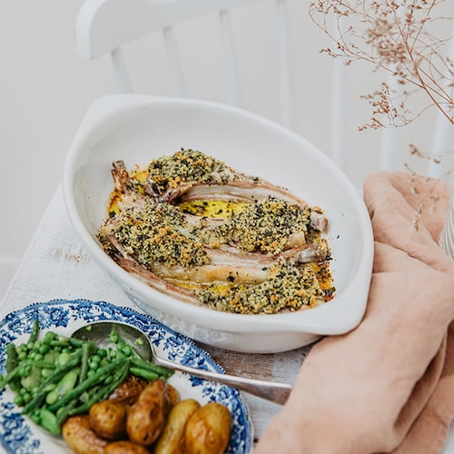 Carr&eacute; d'agneau en cro&ucirc;te d'herbes aromatiques