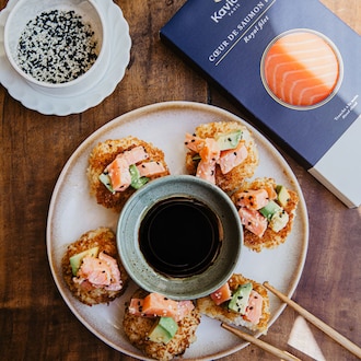 Crispy rice rolls saumon avocat null