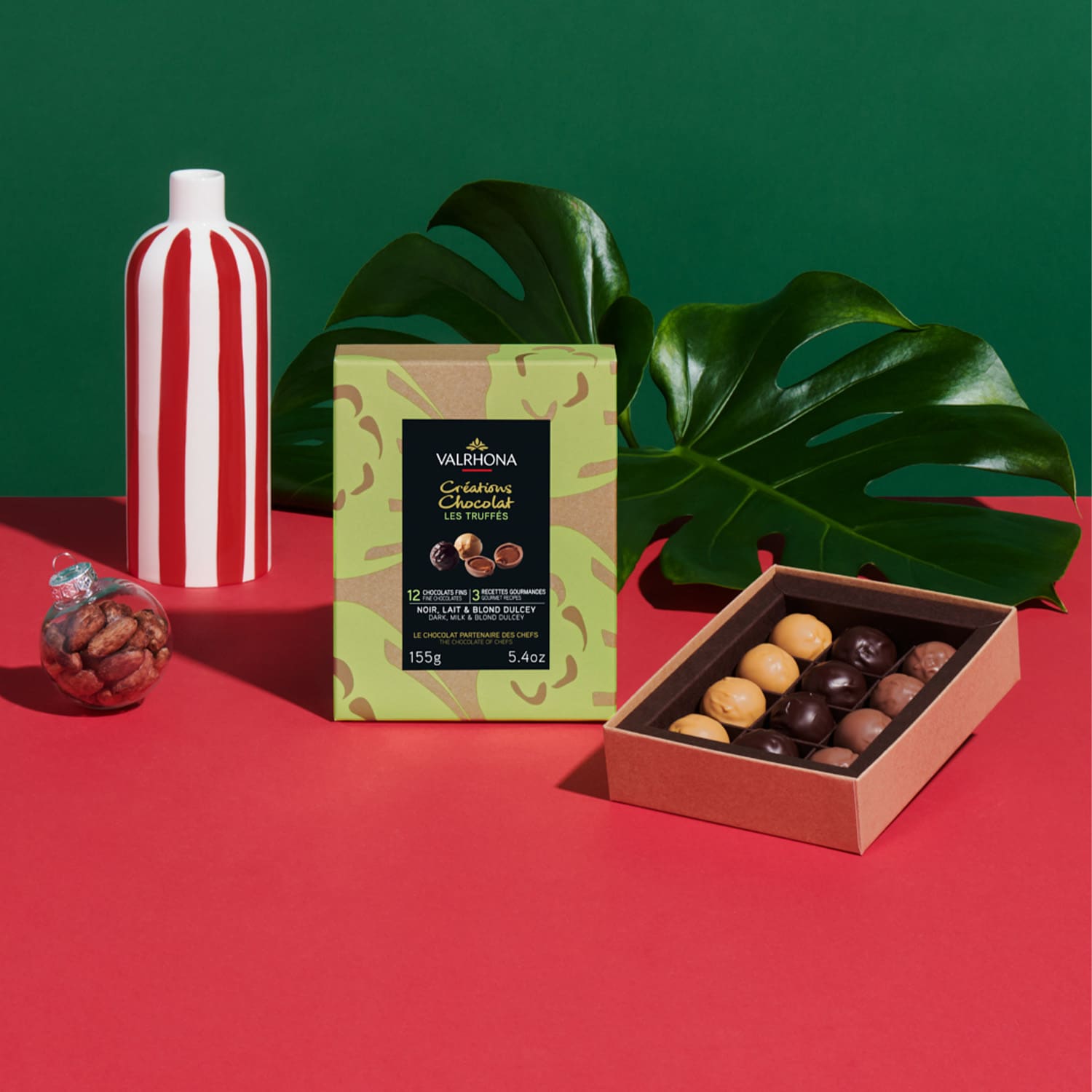 Coffret 12 truffes chocolat noir, lait et Dulcey Valrhona