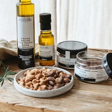 Les noix de cajou à la truffe noire du Périgord, aromatisées La Grande Épicerie de Paris