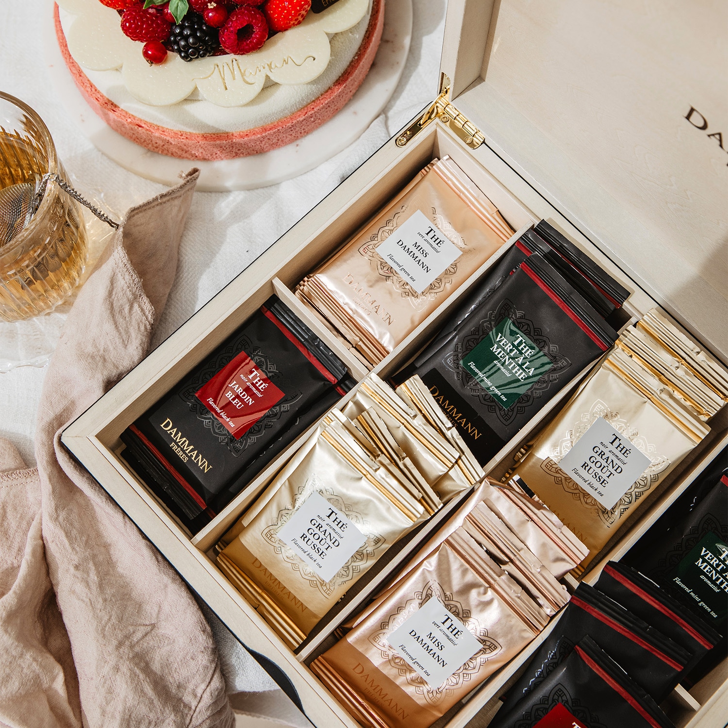 Coffret de thés - Bois noir Dammann Frères