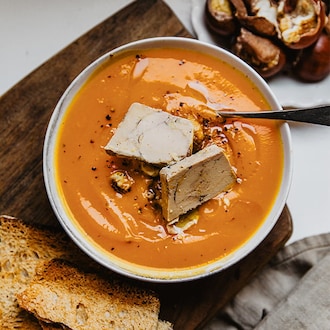 Velout&eacute; de potimarron, foie gras et ch&acirc;taignes null