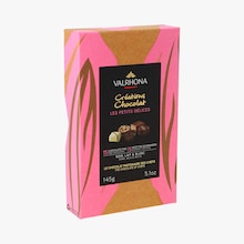 Coffret 15 chocolats noirs, laits et blancs Valrhona