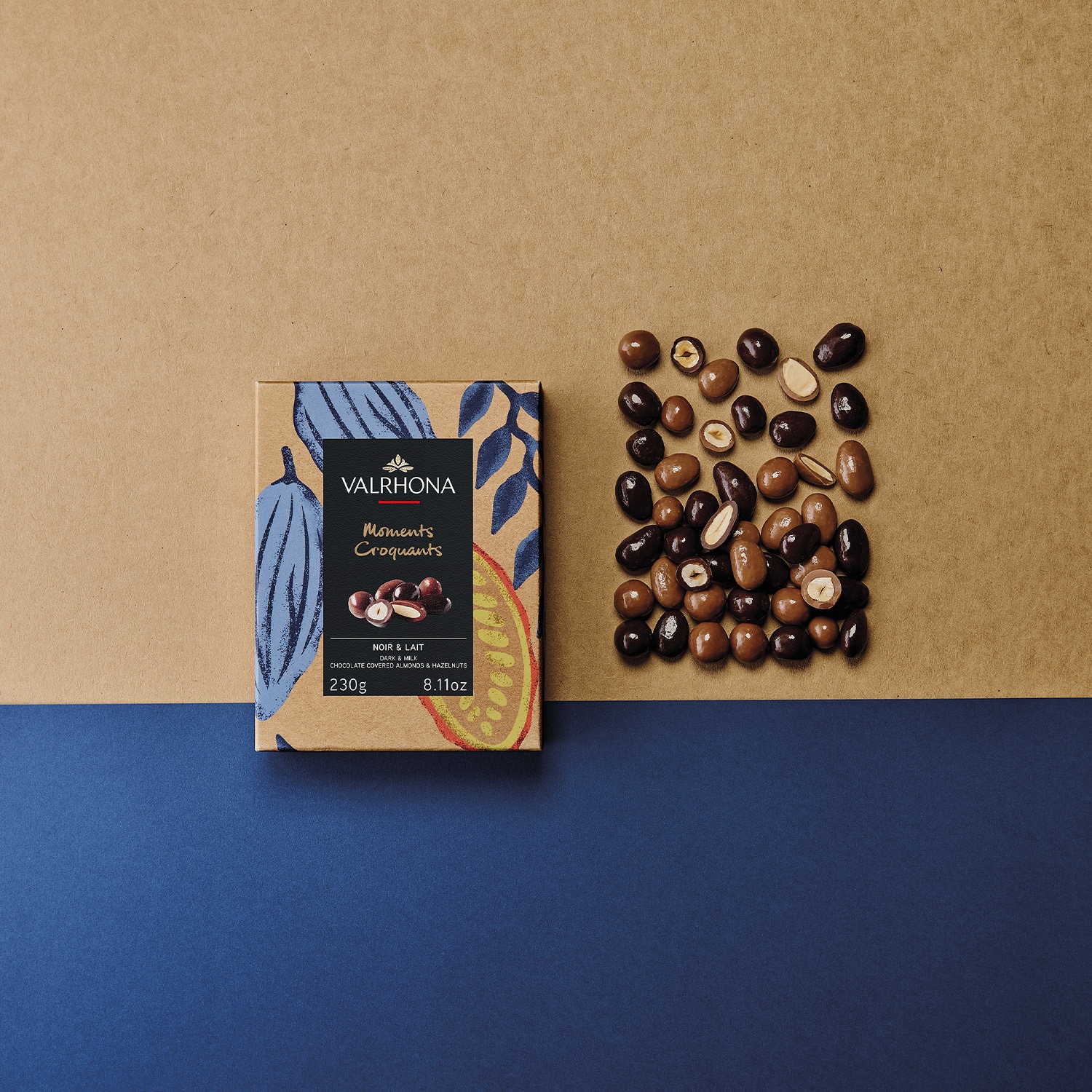 Coffret amandes et noisettes enrobées de chocolat noir et lait Valrhona