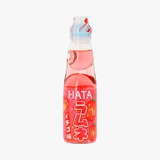 Boisson gaz&eacute;ifi&eacute;e ramune aromatis&eacute;e go&ucirc;t fraise Hata