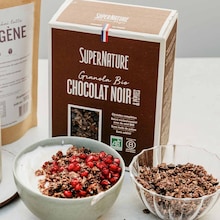 Granola, chocolat noir et p&eacute;pites SuperNature