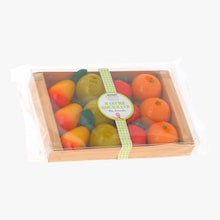 Marché gourmand - Pâte d'amandes en forme de fruits Maffren