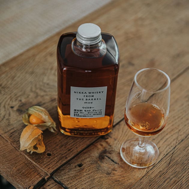 Whisky Nikka From The Barrel, sous &eacute;tui Nikka Whisky