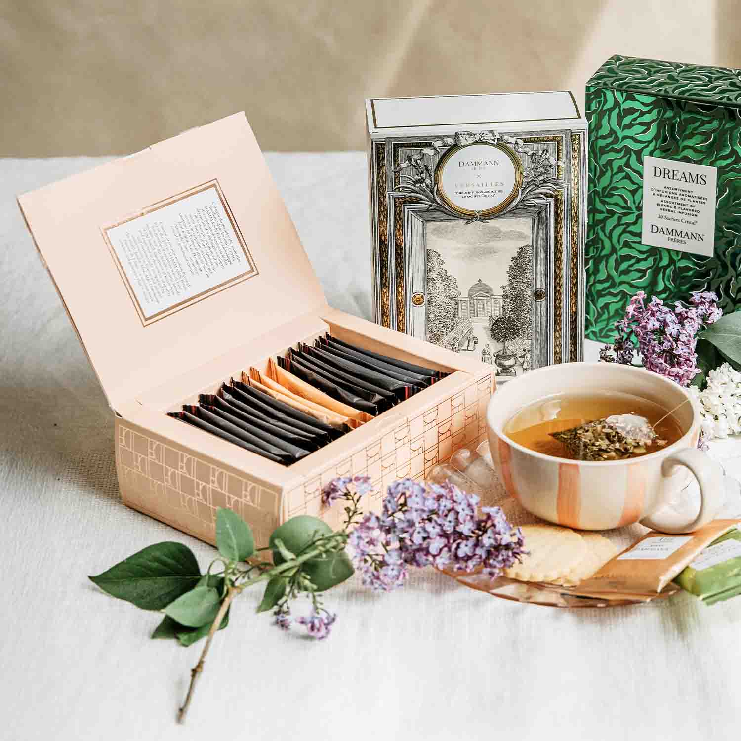 Coffret Iconic - Assortiment de th&eacute;s aromatis&eacute;s Dammann Fr&egrave;res