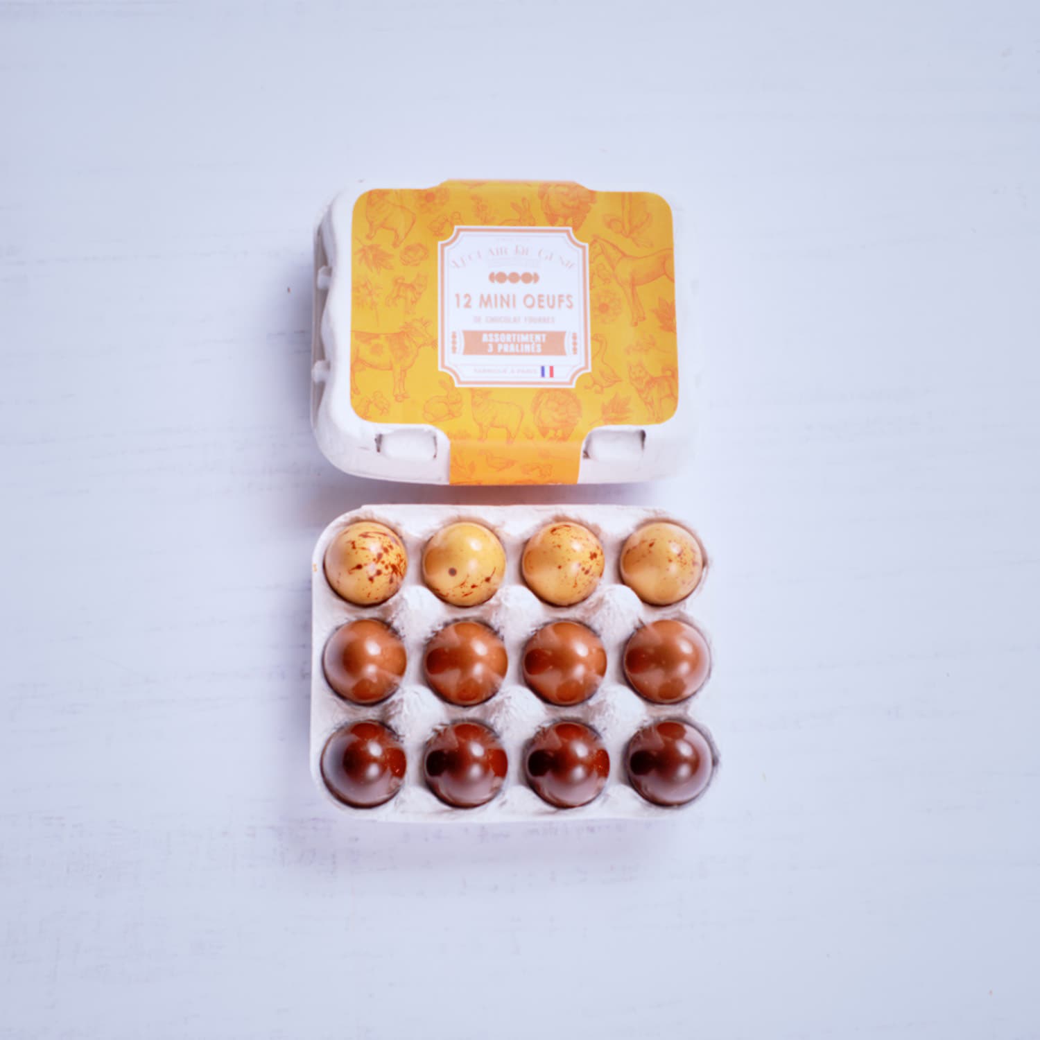 12 mini &oelig;ufs de chocolat fourr&eacute;s L'&Eacute;clair de G&eacute;nie