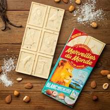 Tablette de chocolat blanc, noix de coco, noisettes et amandes pilées Merveilles du monde