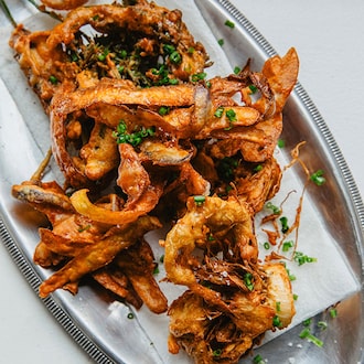 Tempura d'épluchures de légumes null