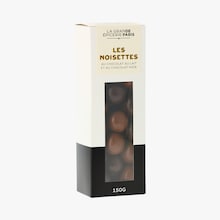 Les noisettes au chocolat au lait et au chocolat noir La Grande Épicerie de Paris