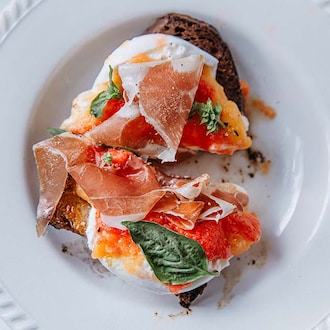 Bruschetta au jambon de porc noir de Calabre Recette cr&eacute;&eacute;e avec la maison Treo