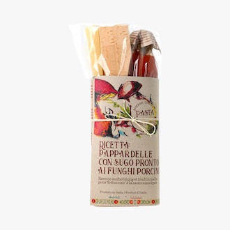 Recette authentique et traditionnelle pour « fettuccine » à la sauce aux cèpes Casarecci di Calabria