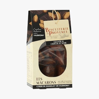 Les macarons - Amande et chocolat noir Biscuiterie de Provence