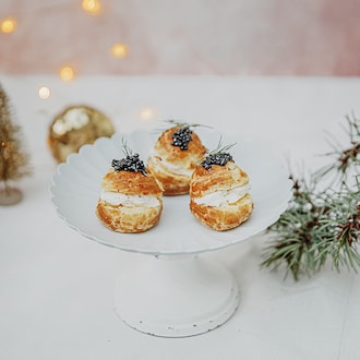 Les gougères au caviar null